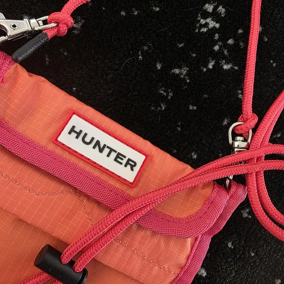 Hunter ORIGINAL PACKABLE PHONE POUCH NEW Orange Pink - Picture 4 of 9